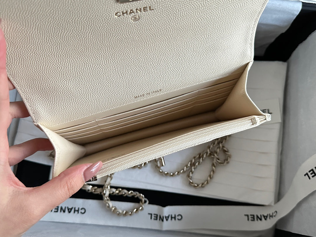Chanel 25C Mini Backpack | Cream & Champagne Gold | France Hass Original Caviar-grained Calfskin | ZP-Grade Champagne Gold Hardware | Exclusive Release
