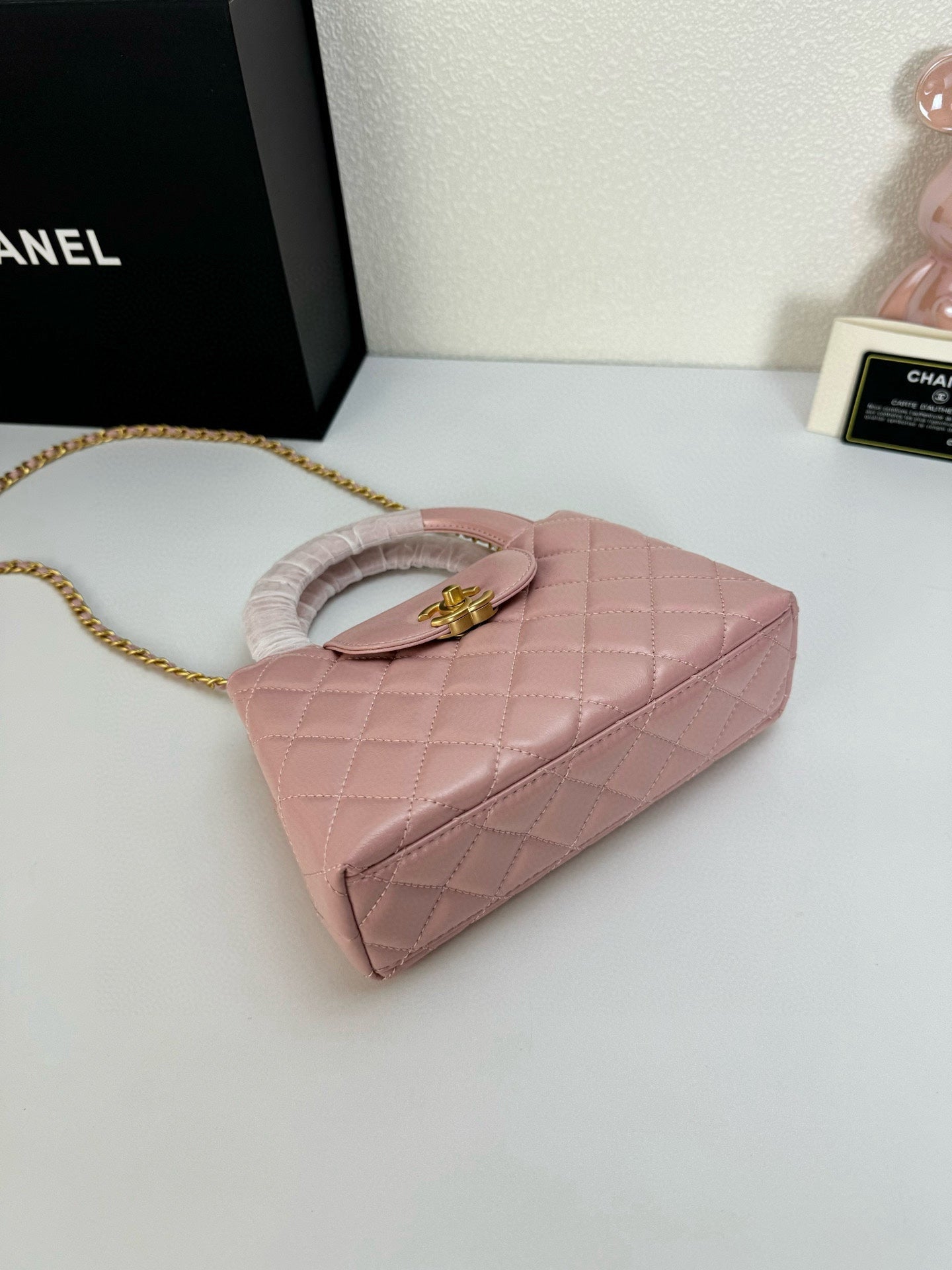 Chanel 24 Fall-Winter Camellia Bag | Virginie Viard's Timeless Symbol | 20cm Runway Masterpiece