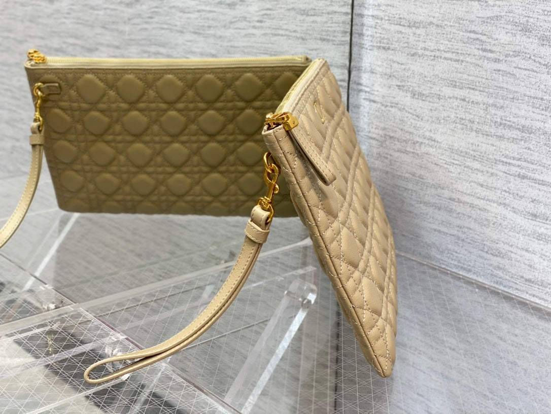 Dior Caro Daily Beige Handbag in Stock|Detachable Wrist Strap|30×21.5cm Vintage Style Tote Bag for Daily Use