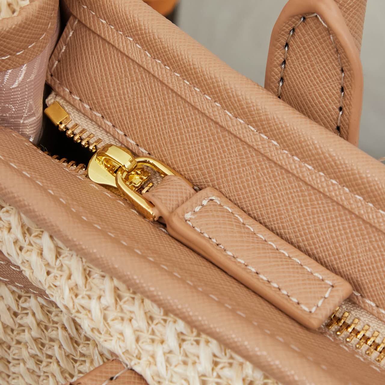 🌴 PRADA Raffia Tote Bag 38x30x12|Waterproof Lining & Detachable Strap|Summer Woven Beach Bag