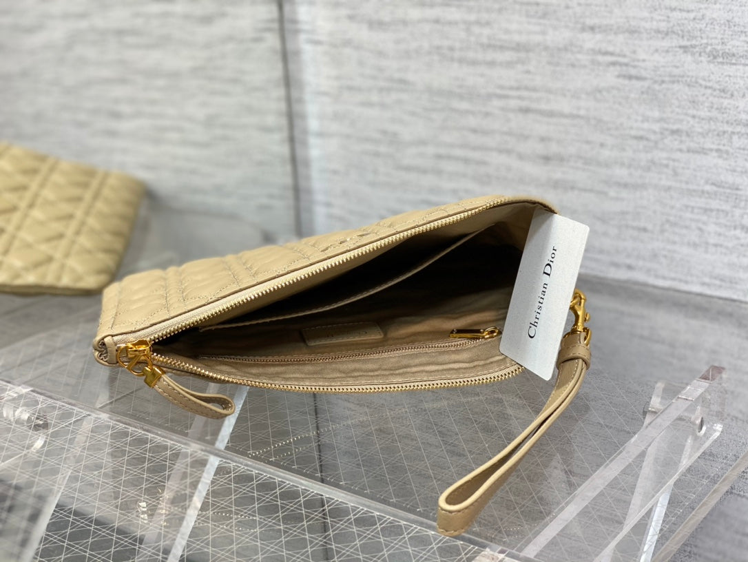 Dior Caro Daily Beige Handbag in Stock|Detachable Wrist Strap|30×21.5cm Vintage Style Tote Bag for Daily Use
