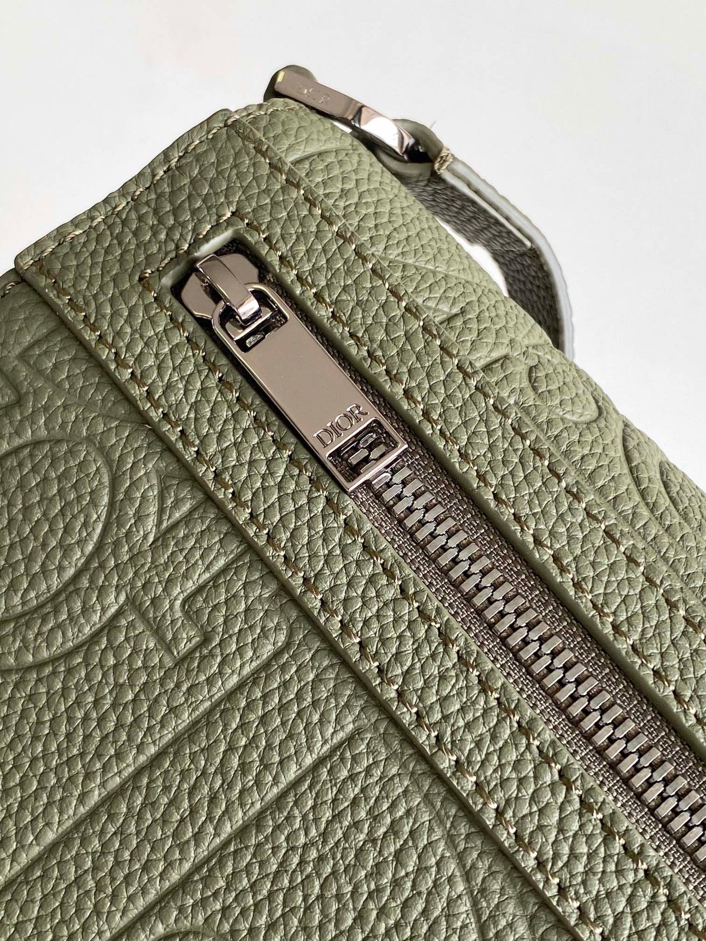 2024 Autumn Messenger Bag - Khaki Embossed Leather with Magnetic Flap (Made in Italy)