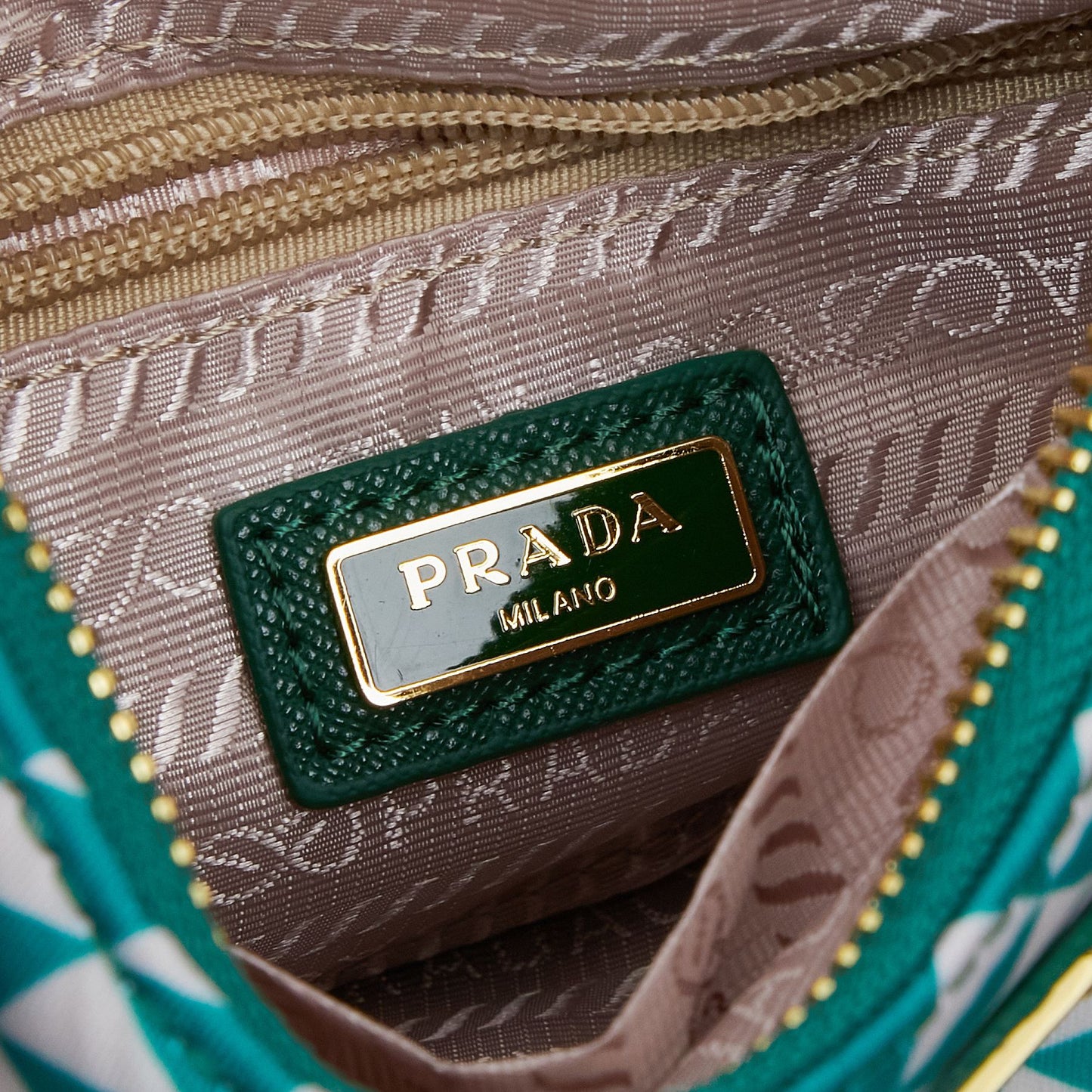 🔥 Prada Hobo 3-in-1 Transformer|22×17×6cm Leather+Chain - 3 Looks 1 Bag