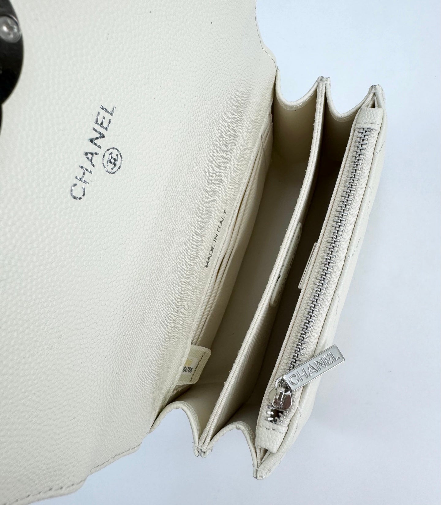 Chanel 22S White Enamel Handle Bag | Mini Sweet & Chic Crossbody | Detachable Woven Strap & Silver Logo