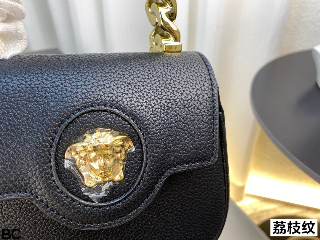 Versace La Medusa Top-Handle Bag – Iconic Medusa Head & Chunky Chain Handle | Compact Luxury for Everyday (17x14cm)