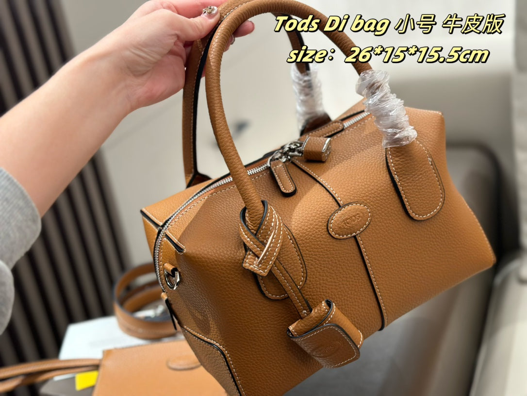 Tods Di Bag Mini Bauletto – Leather Bowling Bag with Foldable Box & Detachable Strap (26x15x15.5cm) | Timeless Italian Elegance