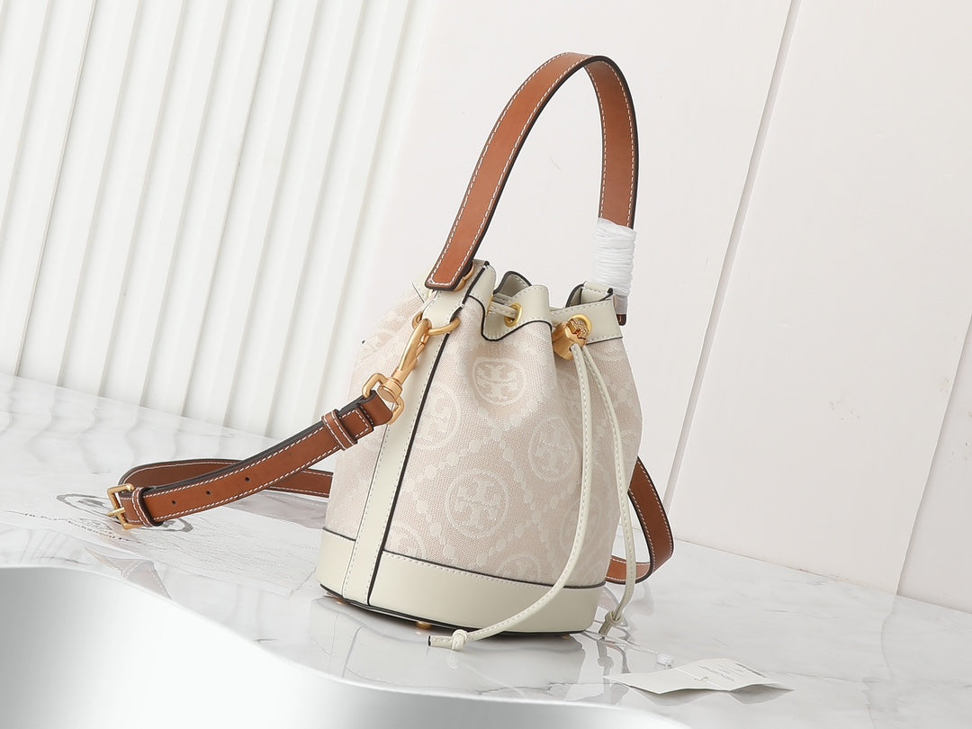 TORY BURCH Monogram 2021 Summer Navy Blue Canvas Drawstring Bucket Bag Retro Jacquette Trim Casual Chic Design (21x12x21cm)