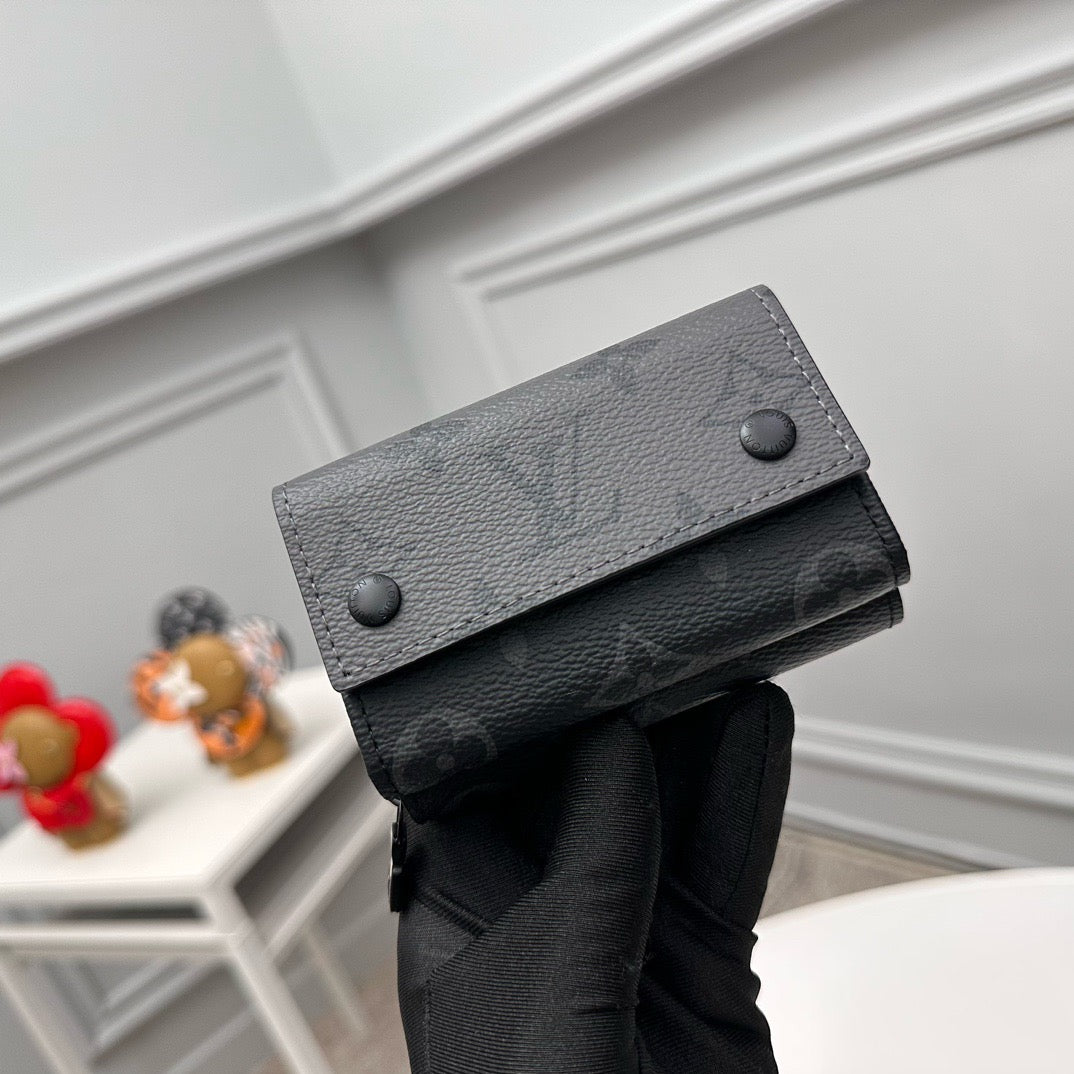 Louis Vuitton Zipped Organizer in Monogram Eclipse Reverse - Compact Travel Wallet for Men | 10.5 x 7 x 3 cm