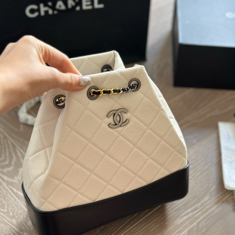 Chanel Upgraded Classic Flap Bag with Chain Luxurious Calfskin Shoulder Crossbody Bag Timeless Black for Women