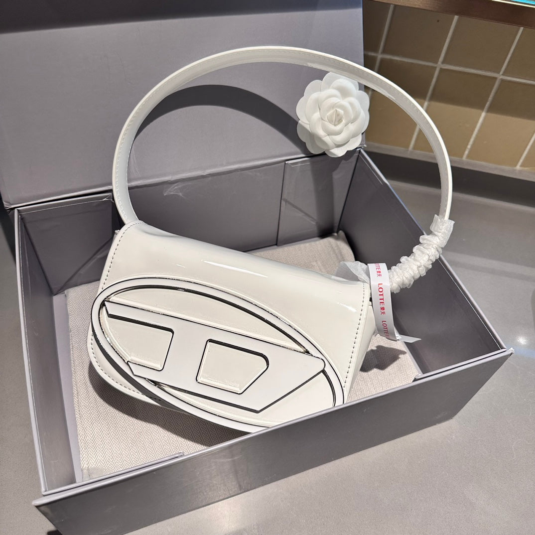 Diesel 1DR Nappa Leather Shoulder Bag Black - Iconic Oval D Logo Metal Plaque Crossbody Bag, Compact 13.5x20.5x7cm for Daily Essentials