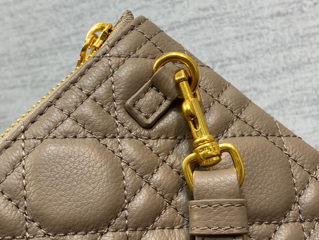 🔥READY TO SHIP|Dior Caro Daily Warm Grey Handbag|Detachable Strap+30cm Tote|Vintage Style Crossbody Bag
