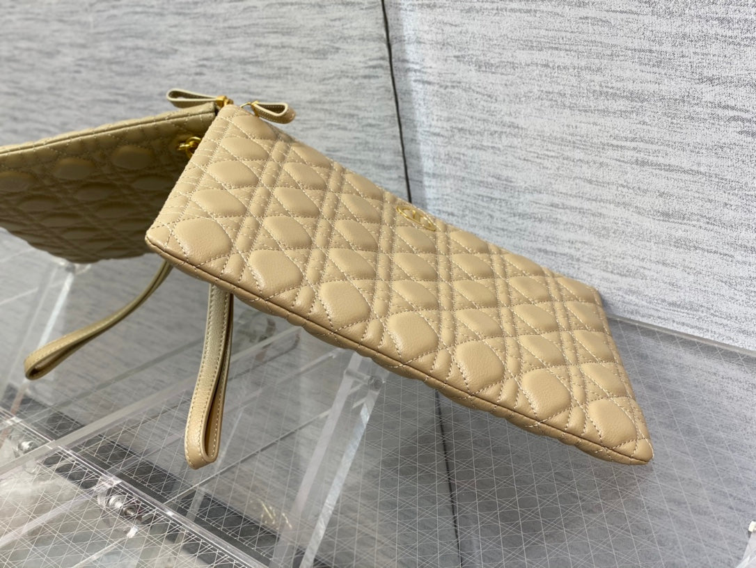 Dior Caro Daily Beige Handbag in Stock|Detachable Wrist Strap|30×21.5cm Vintage Style Tote Bag for Daily Use