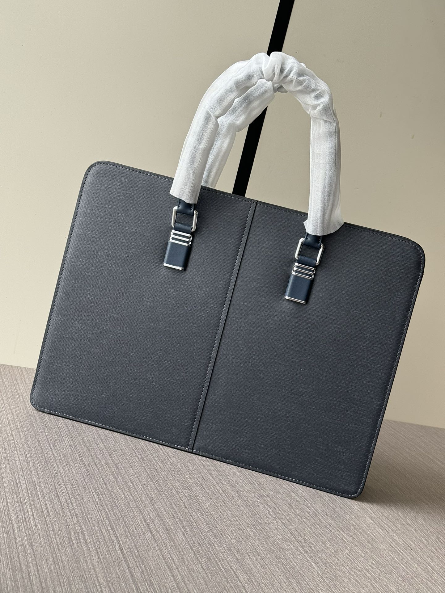 2024 Premium Business Lock Briefcase | Italian Textured Leather | Multi-Compartment Design | YKK Zipper