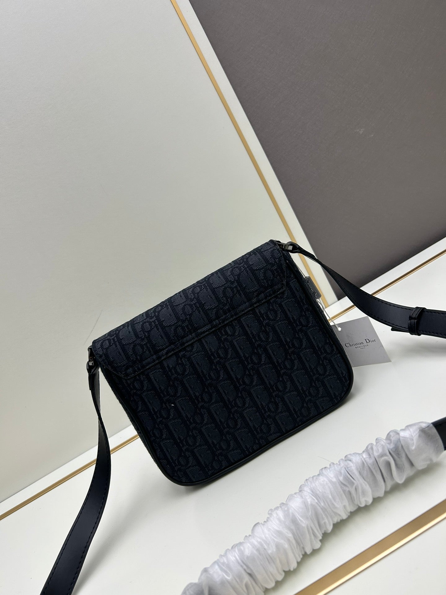 Dior Men's 2024 Fall Messenger Bag|Magnetic Flap & Adjustable Strap|Gravity Embossed Leather|Luxury Crossbody Bag with Dust Cover