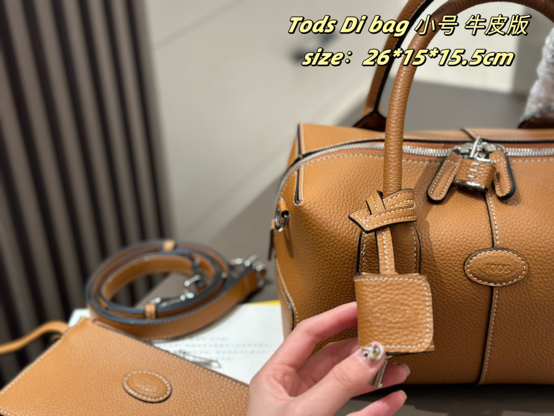 Tods Di Bag Mini Bauletto – Leather Bowling Bag with Foldable Box & Detachable Strap (26x15x15.5cm) | Timeless Italian Elegance