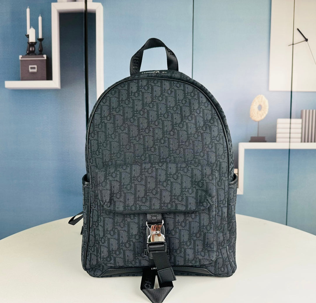 2023 Techwear Unisex Backpack - 30x40x13cm Waterproof Urban Daypack with Anti-Theft Design (Men's Stylish Rucksack)