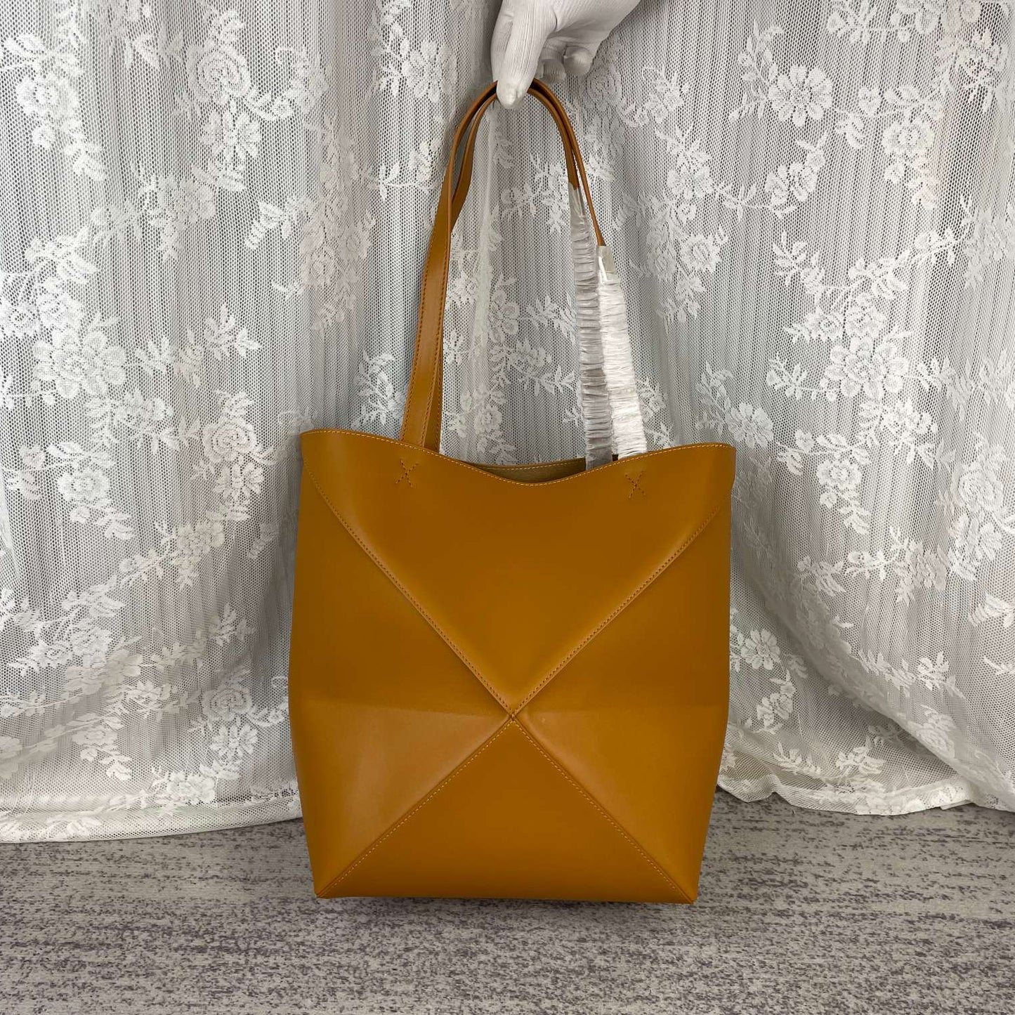 Loewe Puzzle Fold Handbag Foldable Design Multi Functional Crossbody Bag Luxurious Calfskin for Casual Work Style