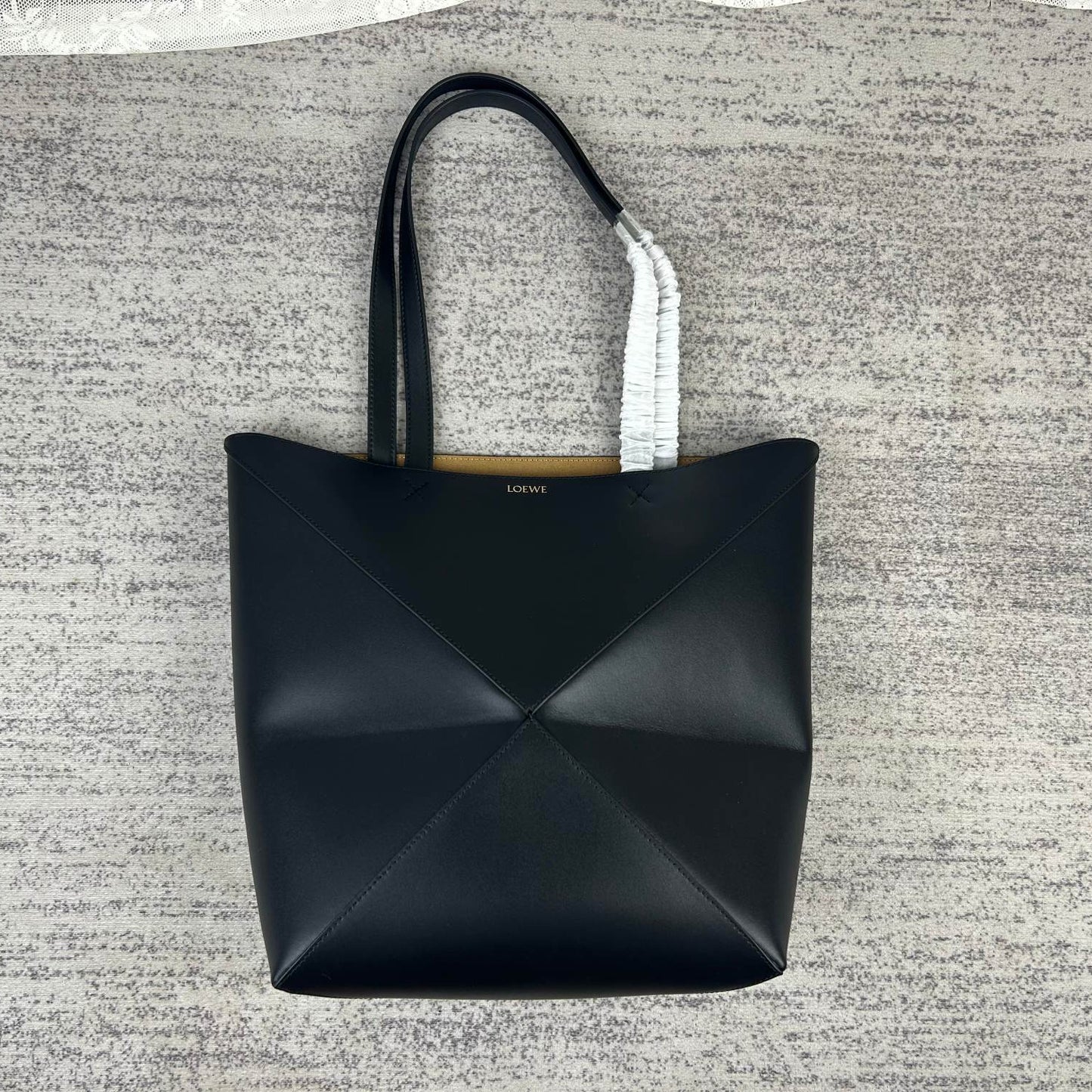 Loewe Puzzle Fold Handbag Foldable Design Multi Functional Crossbody Bag Luxurious Calfskin for Casual Work Style
