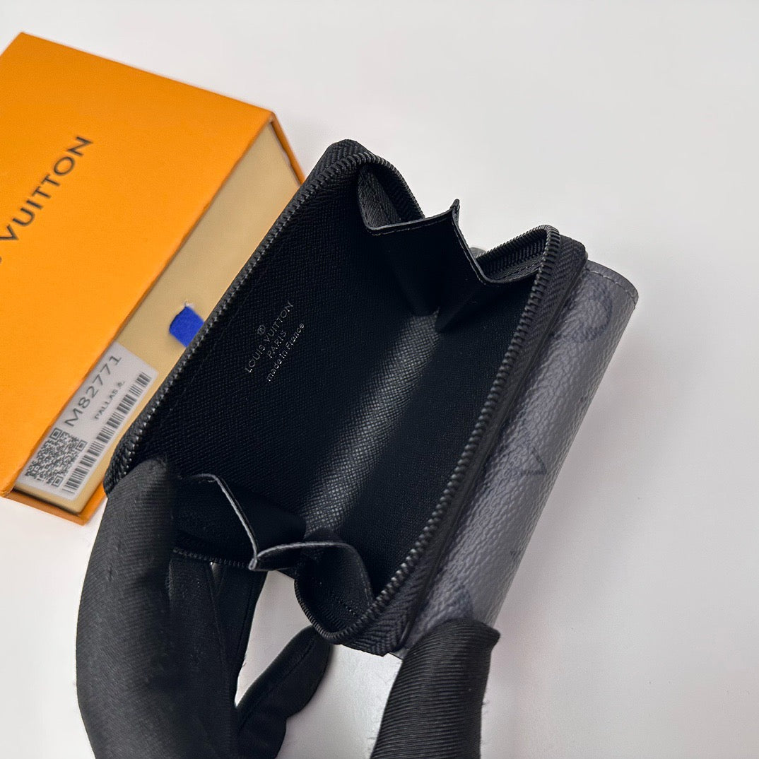 Louis Vuitton Zipped Organizer in Monogram Eclipse Reverse - Compact Travel Wallet for Men | 10.5 x 7 x 3 cm