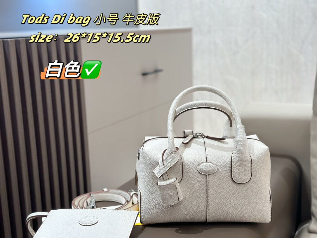 Tods Di Bag Mini Bauletto – Leather Bowling Bag with Foldable Box & Detachable Strap (26x15x15.5cm) | Timeless Italian Elegance