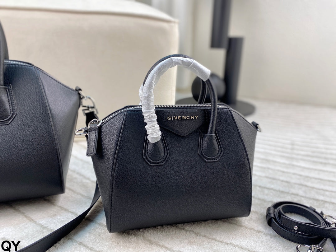 Givenchy Antigona Boston Bag – Geometric Pillow Silhouette in Two Sizes (27x24x17cm & 22x18x12cm) | Lightweight Luxury Tote