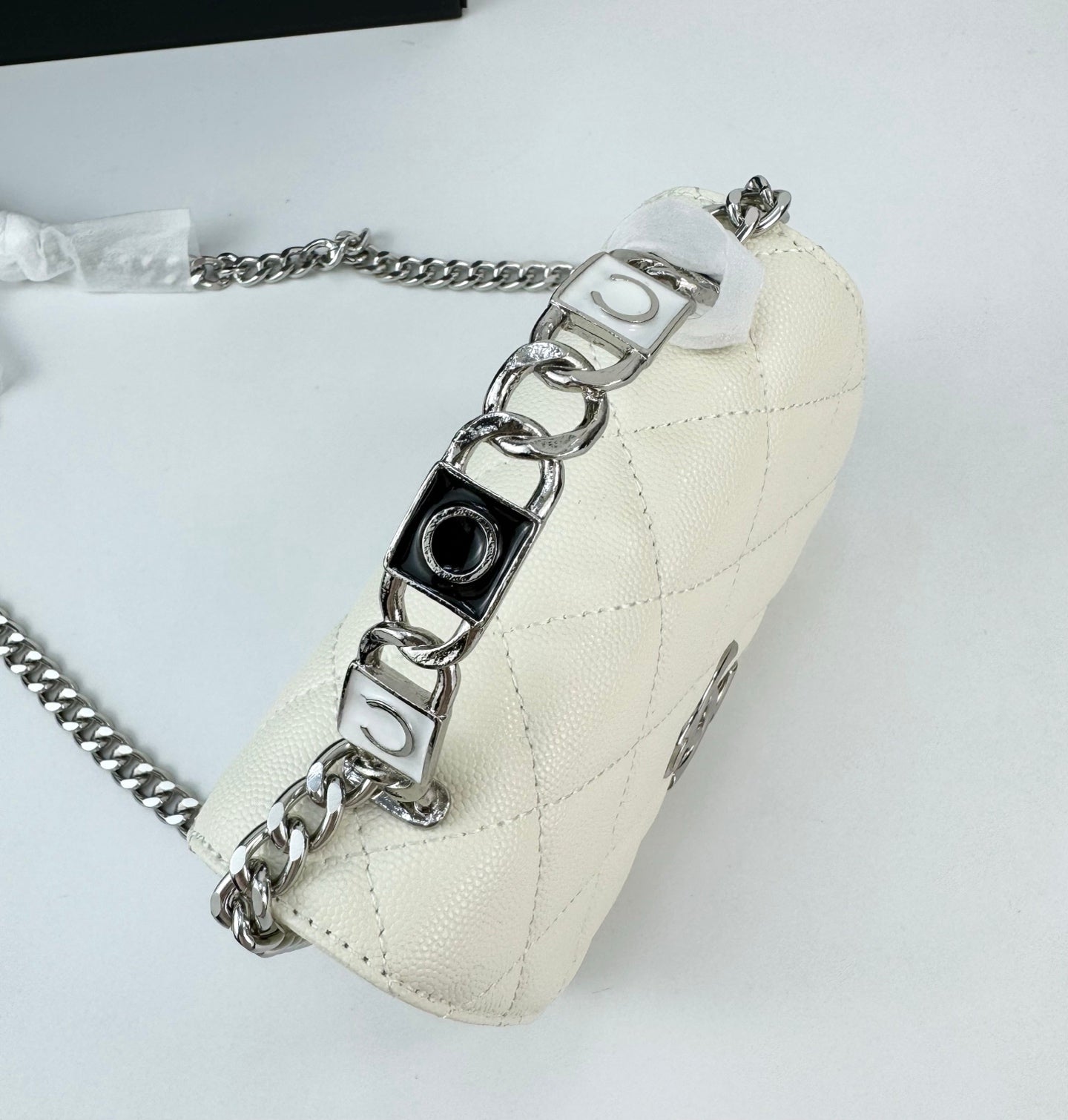 Chanel 22S White Enamel Handle Bag | Mini Sweet & Chic Crossbody | Detachable Woven Strap & Silver Logo