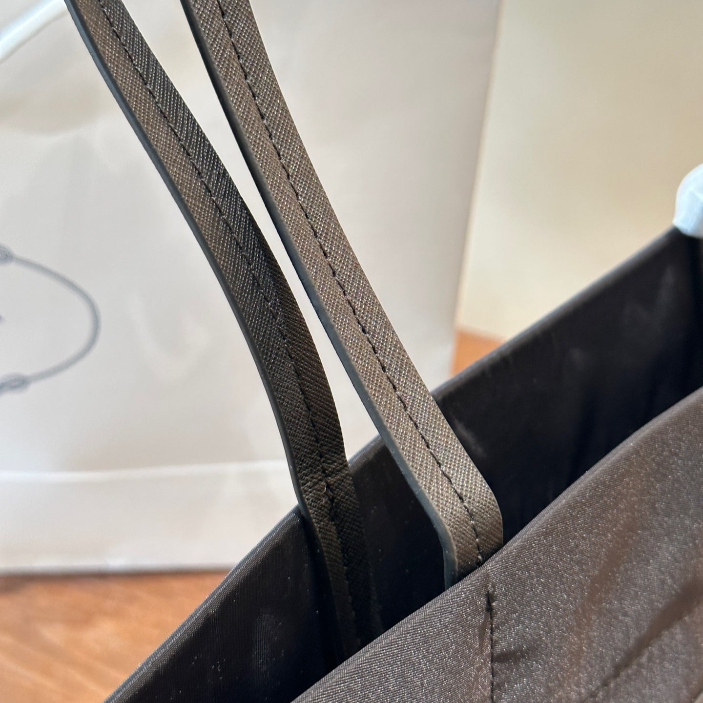Fashion Collection Medium Nylon Tote Bag Milan-Designed 2017-2020 Luxury Everyday Commuter Bag for Work Travel