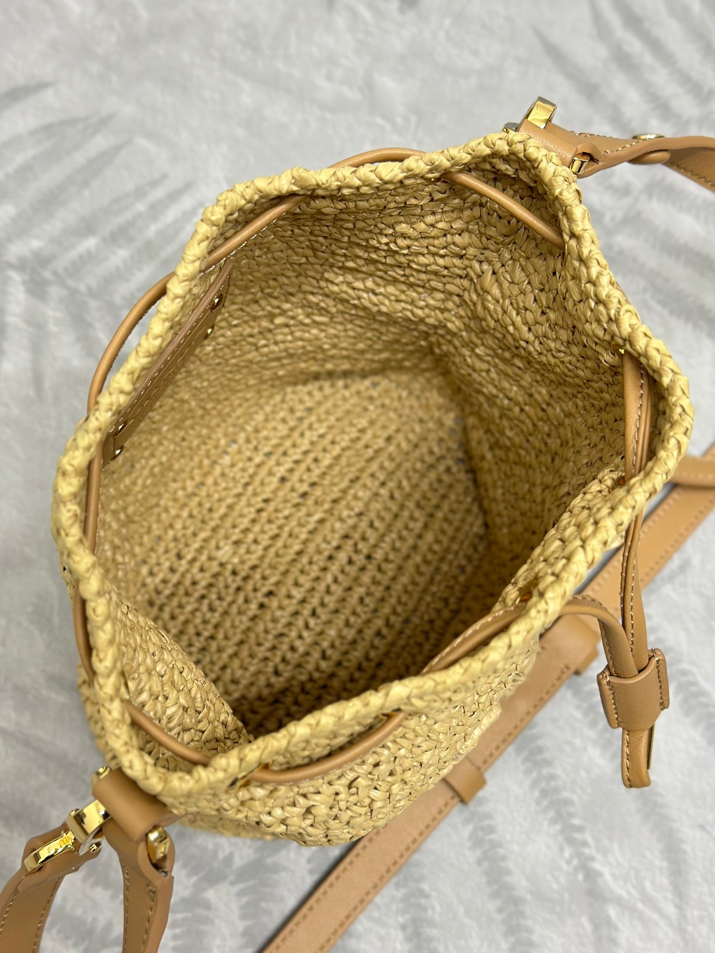 🎉 Handwoven Straw Bucket Bag - Boho Braided Design + 2 Adjustable Straps | 19cm Beach Summer Bag