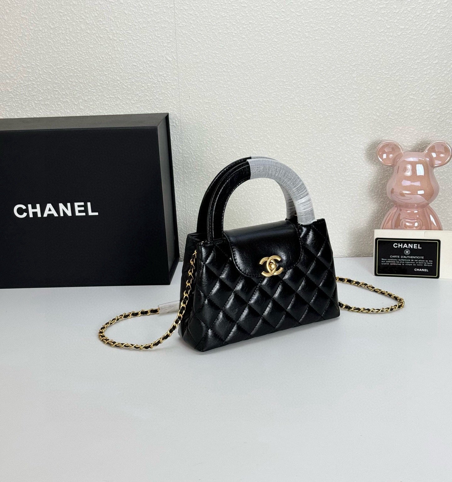Chanel 23/24 Fall-Winter Camellia Bag | Runway-Exclusive Floral Artistry | 20cm Timeless Icon by Virginie Viard