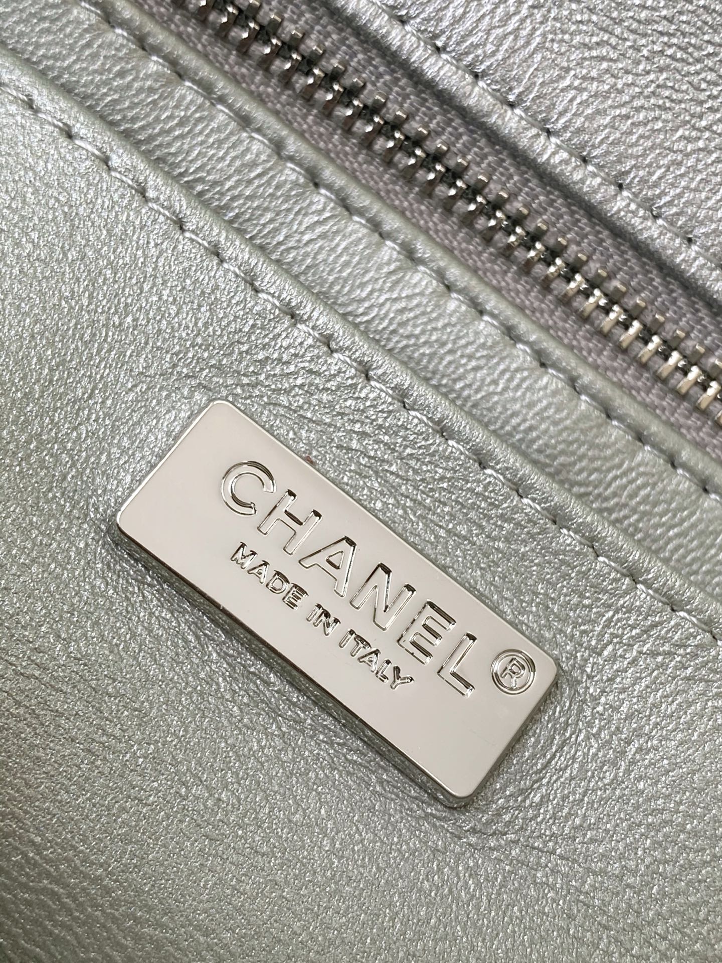 Chanel 25S Silver-Thread Woven Artisan Bag | 1:1 Luxury Replica Collection | 12.5x20.5x6cm Limited Edition