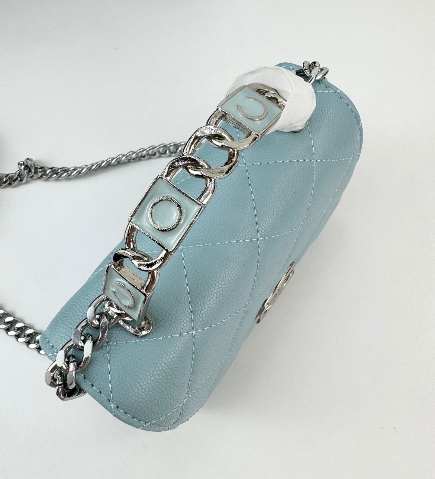 Chanel 22S White Enamel Handle Bag | Mini Sweet & Chic Crossbody | Detachable Woven Strap & Silver Logo