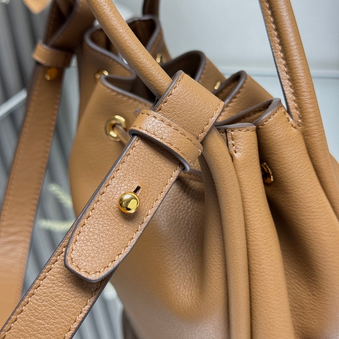 Caramel Calfskin Bucket Bag with Detachable Strap - Multiway Handbag & Crossbody | 22x21x10.5cm Large Tote