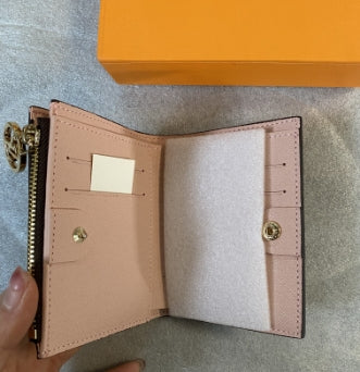 Louis Vuitton Monogram Compact Wallet | Colorful Leather Lining | LV Circle Charm | 9x11.5x1.5cm