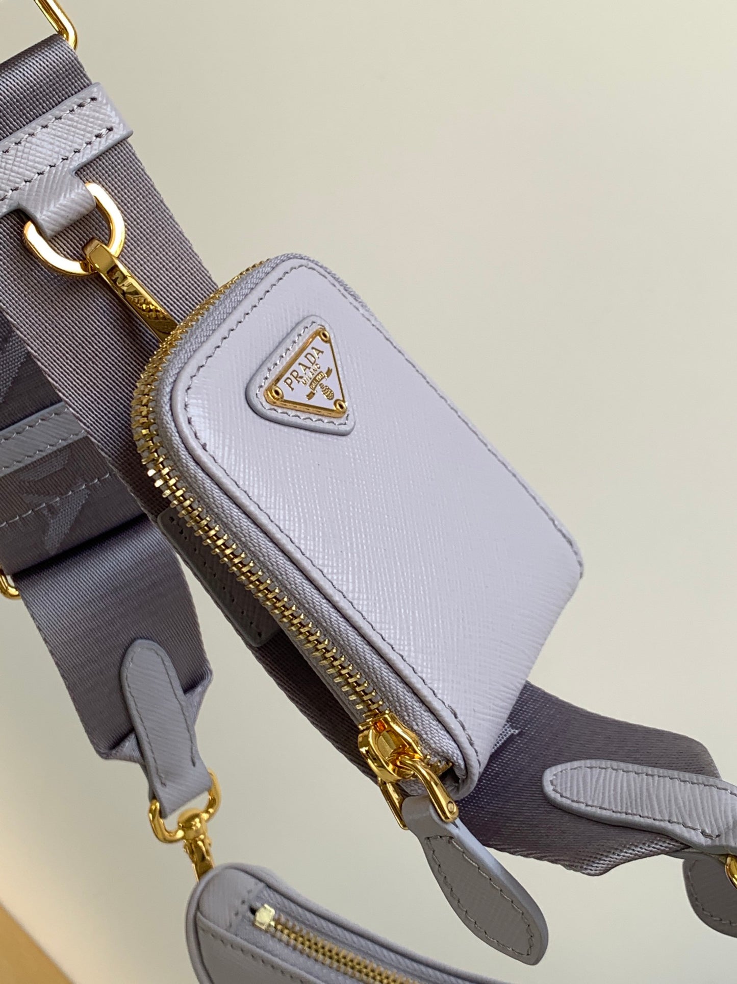 2025 Upgraded Saffiano Hobo Bag 22x18x6.5cm - Detachable 3-Piece Set (Strap+Chain+Pouch) with Keyring & Enamel Triangle