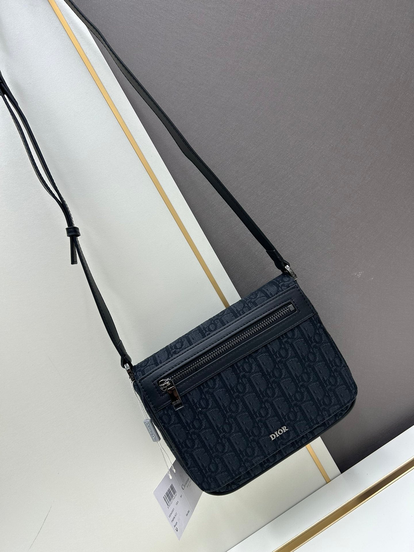 Dior Men's 2024 Fall Messenger Bag|Magnetic Flap & Adjustable Strap|Gravity Embossed Leather|Luxury Crossbody Bag with Dust Cover