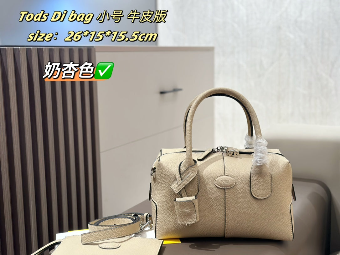 Tods Di Bag Mini Bauletto – Leather Bowling Bag with Foldable Box & Detachable Strap (26x15x15.5cm) | Timeless Italian Elegance