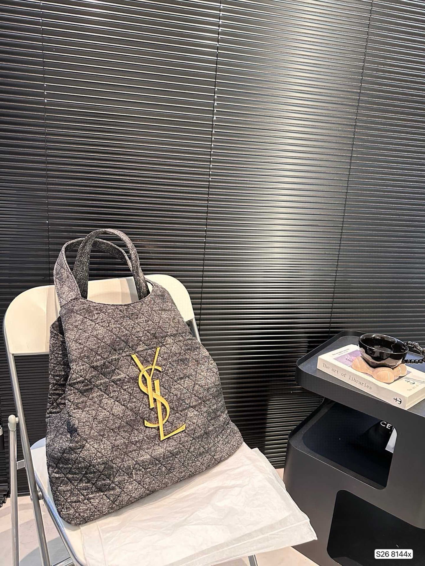 SAINT LAURENT ICARE Tote Bag | 38x34cm Effortless Edge | Signature Matte Logo & Luxe Leather