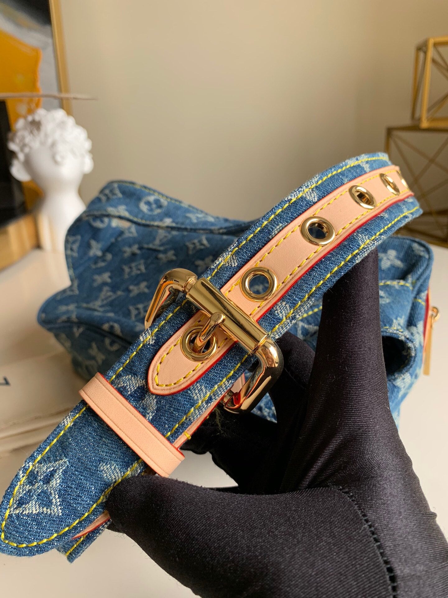 【RARE COLLECTIBLE】Louis Vuitton LV Vintage Limited Edition Denim Handbag | Timeless Retro Style | 25cm Classic Size | Full Set Packaging