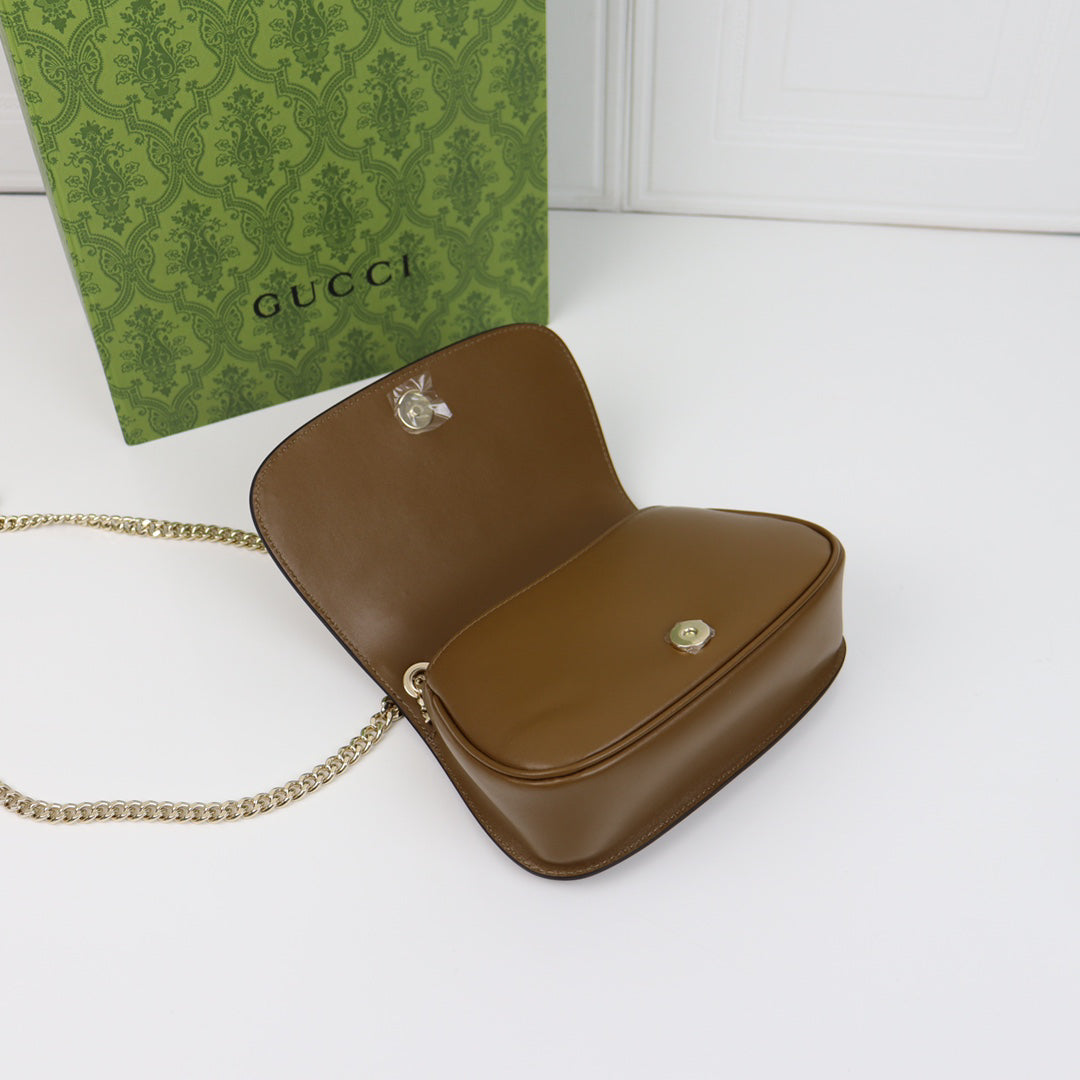 Gucci Blondie Vintage Logo Bag | 1970s Retro Design, Detachable Adjustable Strap, 21.5x11x8cm