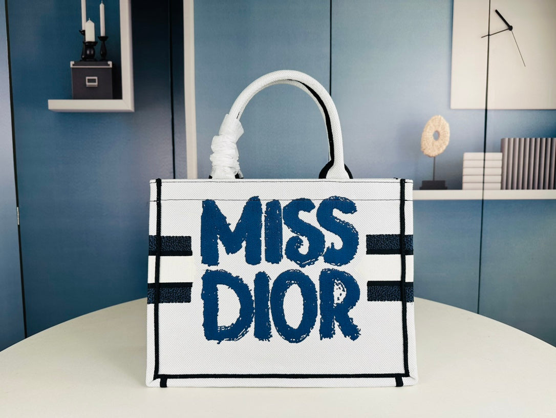 36cm Embroidered Tote Bag - Archival Canvas & Detachable Organizer (Designer-Inspired Work Bag)