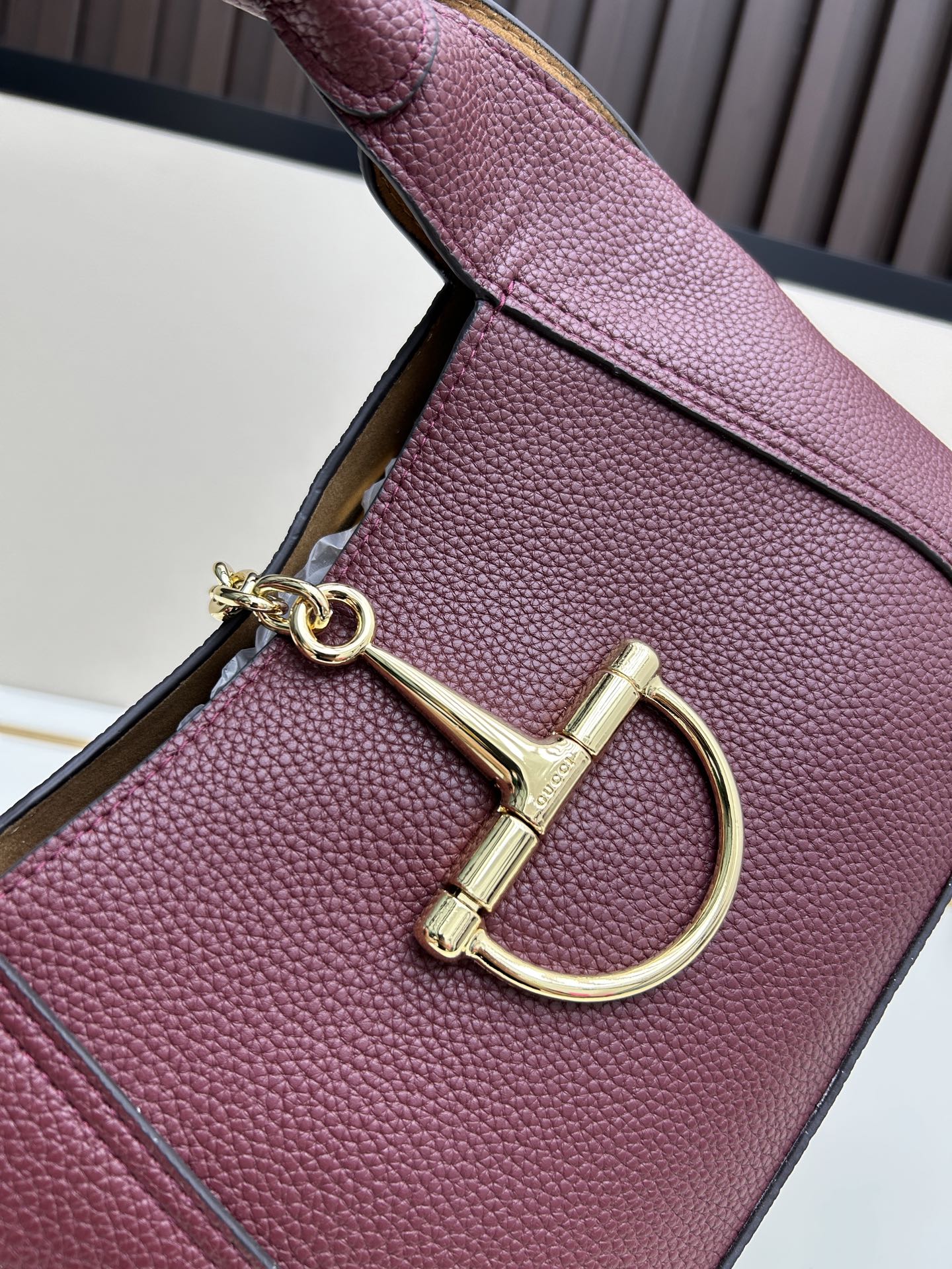 GUCCI Softbit Calfskin Convertible Tote 27.5x21x16cm with Gift Box - 2024 New Women's Work Bag (Premium Holiday Gift)