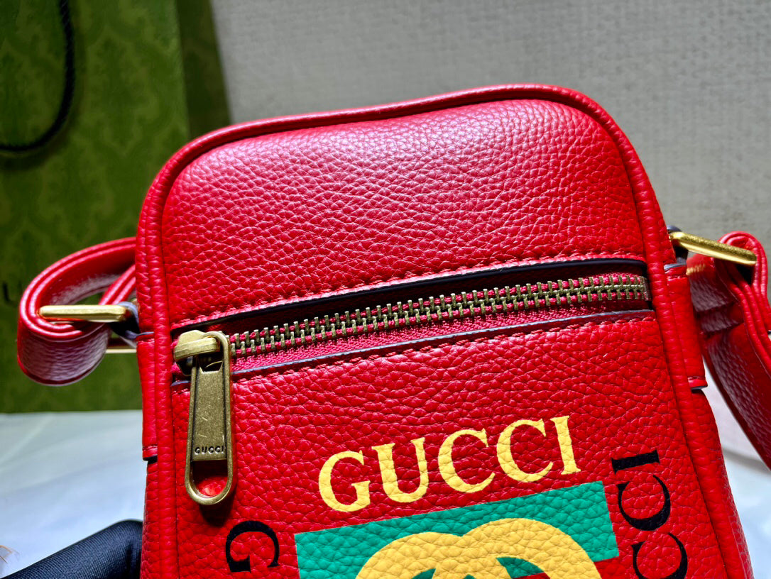 GUCCI Men's Vintage Logo Print Crossbody Bag | Mini Document Holder in Textured Leather