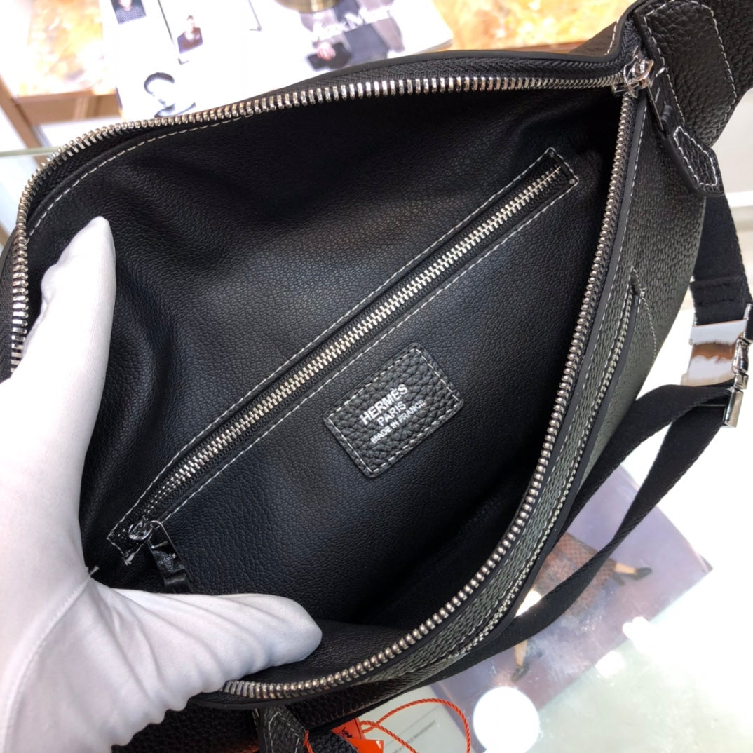Hermès 2023 New Crossbody Bag 33x18x2cm | Original Calfskin Premium Zipper Double Pocket