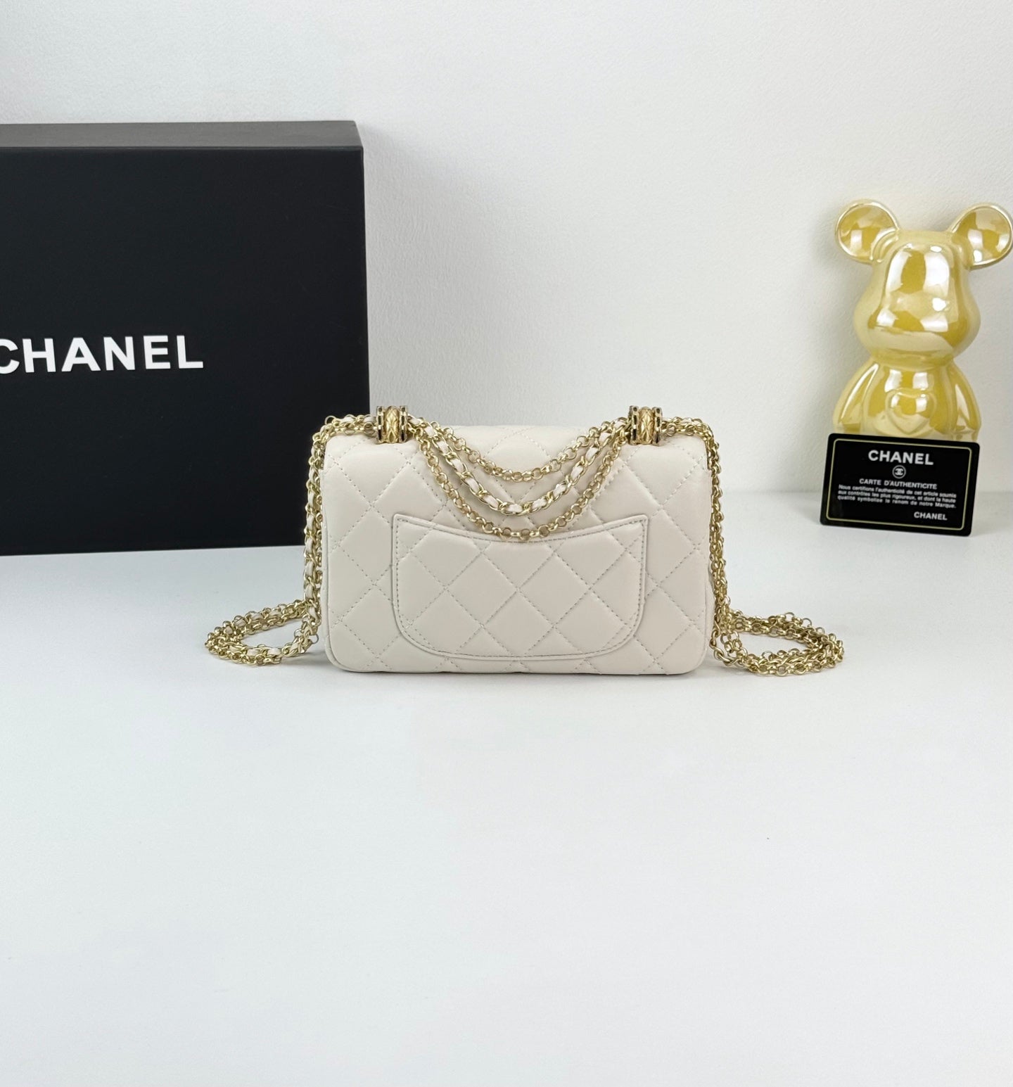 Chanel 24A Black Gold Tassel Chain Flap Bag｜Double Gold Bead Design｜18cm Timeless Classic Handbag