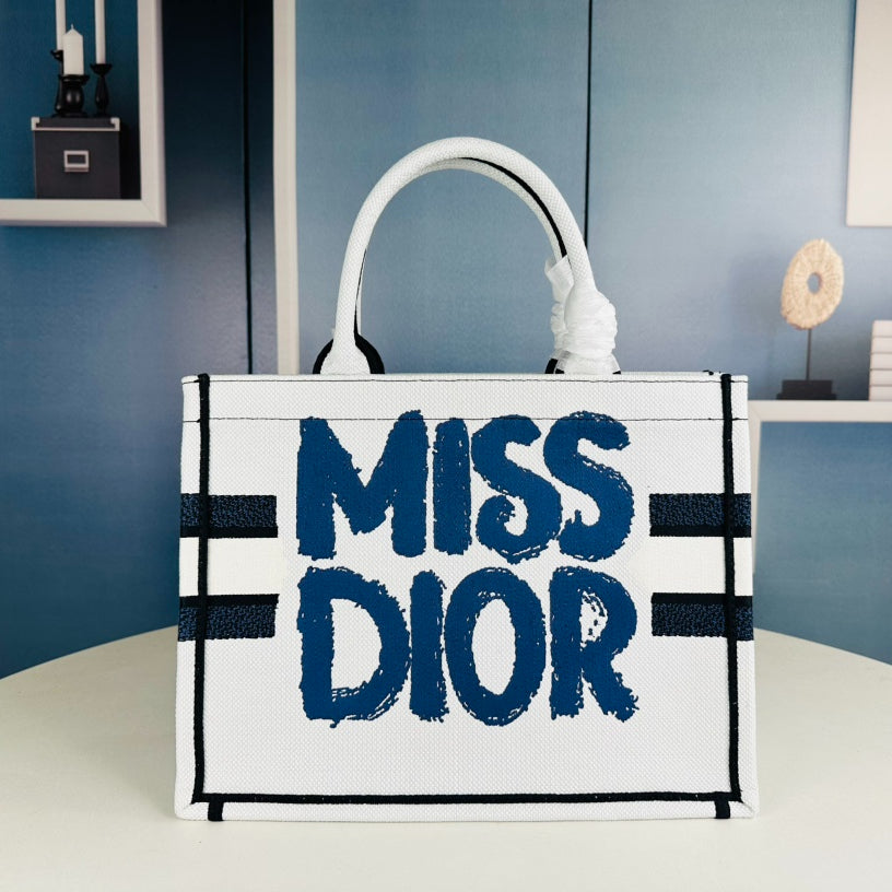 36cm Embroidered Tote Bag - Archival Canvas & Detachable Organizer (Designer-Inspired Work Bag)