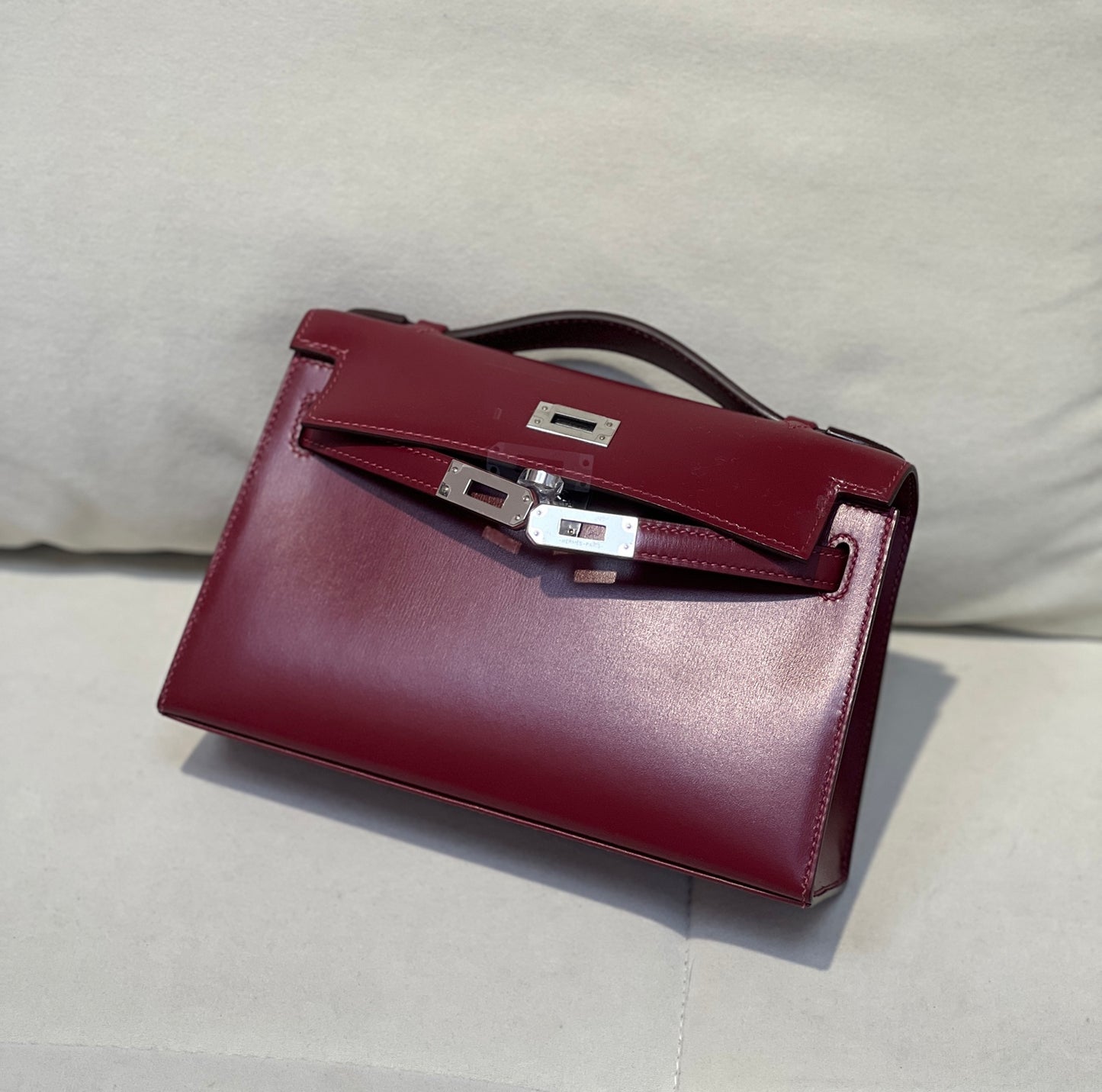 Hermès Kelly 1st Generation Box Calfskin Bag | Classic Red with Silver Hardware