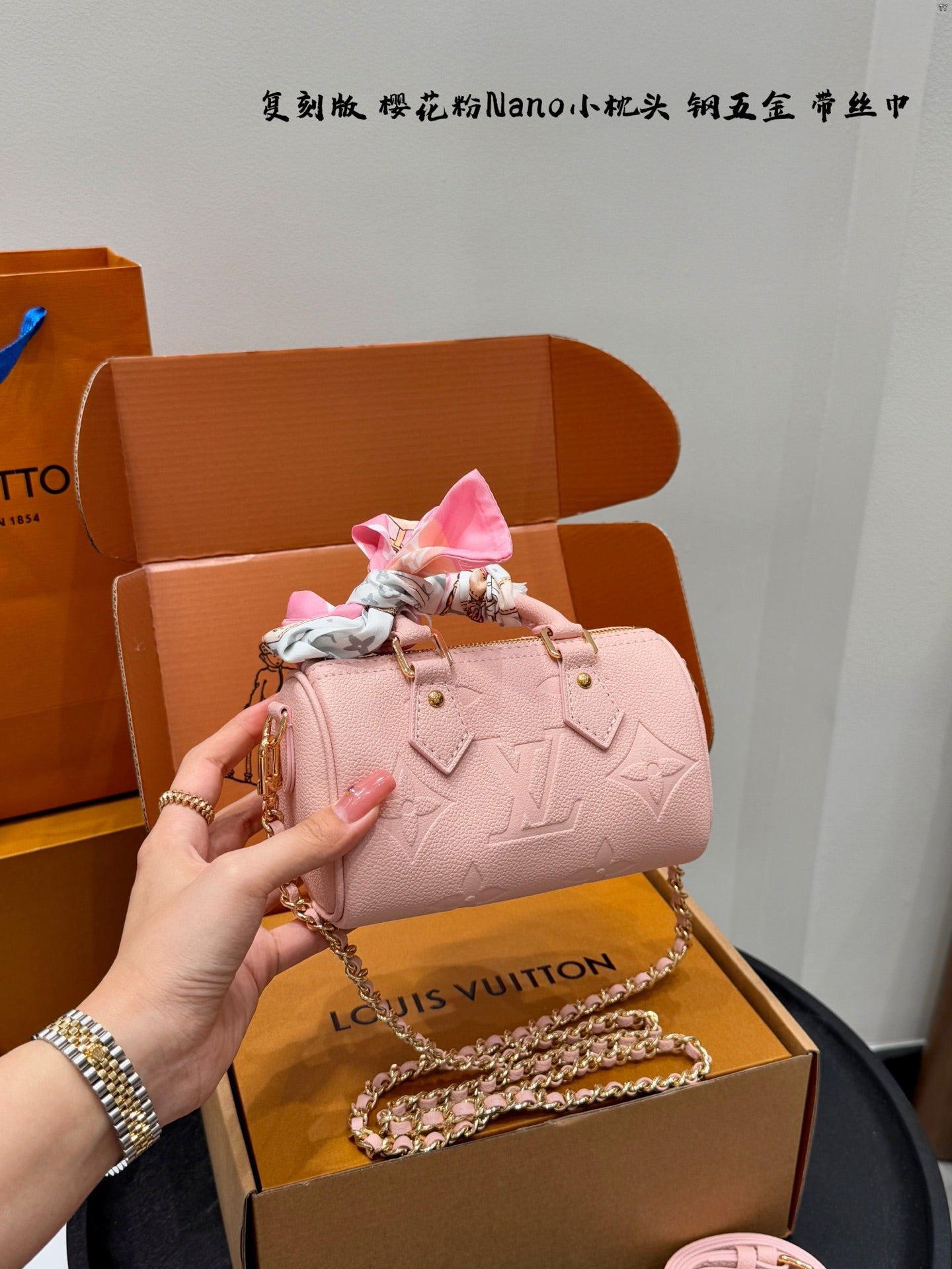 【Authentic Style】LV Nano Speedy Mini Bag 16*10cm with Chip - Floral Embossed Strawberry Milk Pink, Cute & Chic