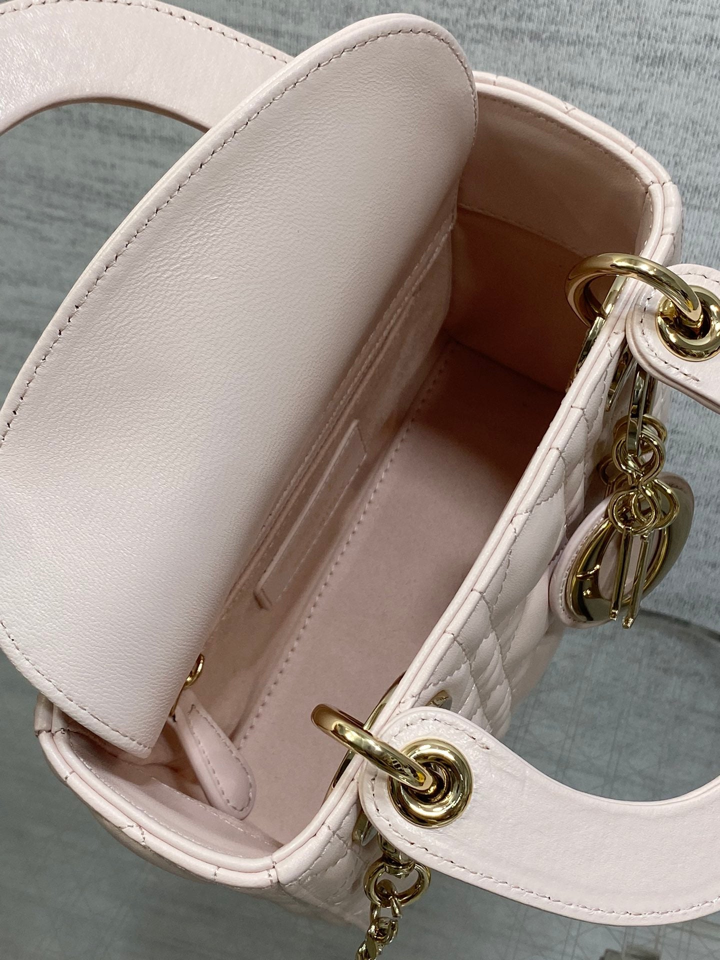 Genuine Leather + Sheepskin Fur Lining | Classic Lady Dior-inspired Mini Bag 17cm Crossbody/Handbag Elegant Ins-style Must-Have