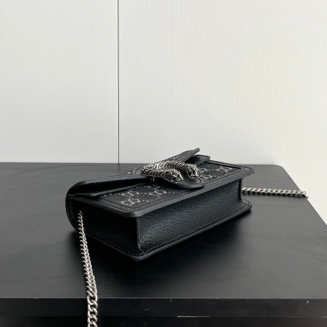 Gucci Dionysus Mini Bag – 16.5x10cm Iconic Entry-Level, Calfskin & Tiger Buckle, Street Style Essential