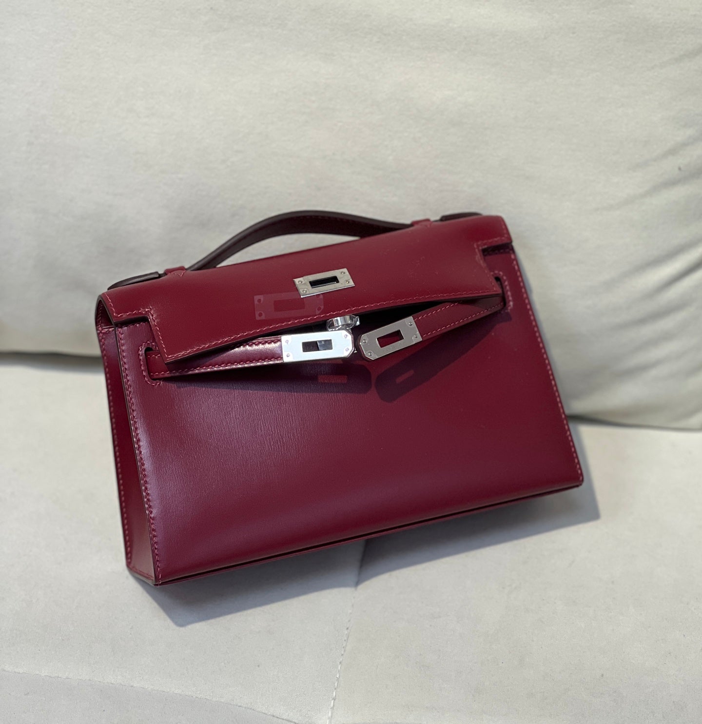 Hermès Kelly 1st Generation Box Calfskin Bag | Classic Red with Silver Hardware